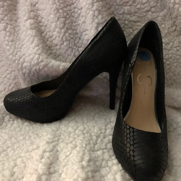 Black python heels - Picture 2 of 5